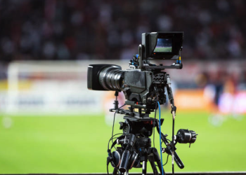 최고 수준의 방송 플랫폼으로 라이브 스포츠의 스릴을 경험하세요